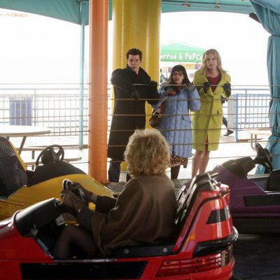 Eric Mabius, America Ferrera y Becki Newton