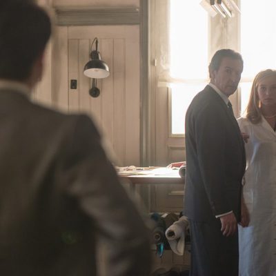 Esteban y Lucía sorprendidos en 'Velvet'