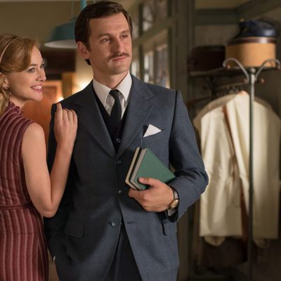 Víctor y Clara en 'Velvet'