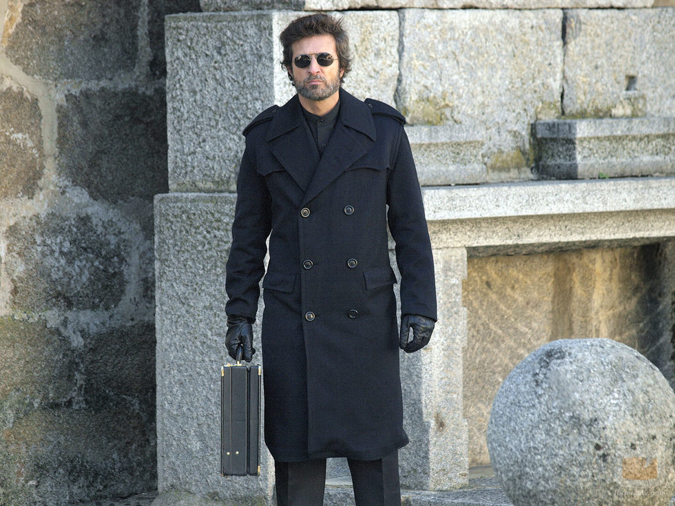 Jesús Olmedo en la piel de Jaume Raventós para la tv movie 'El clavo de oro'