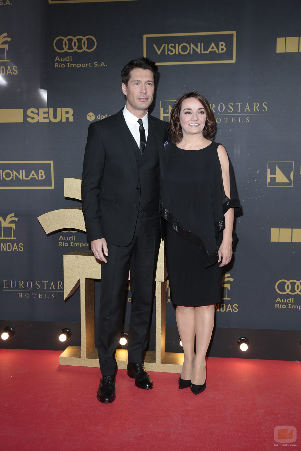 Jaime Cantizano y Pepa Bueno, presentadores de los Premios Ondas 2015