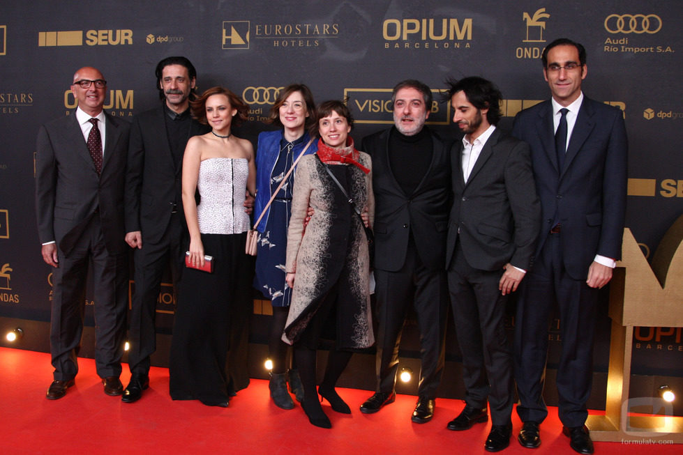 Nacho Fresneda, Aura Garrido, Javier Olivares y el resto del equipo de los Premios Ondas 2015