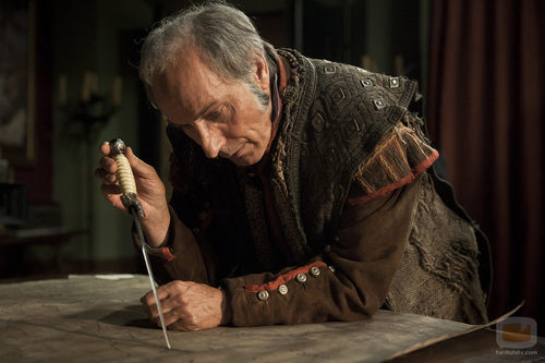 Malasangre con un puñal en 'Águila Roja'