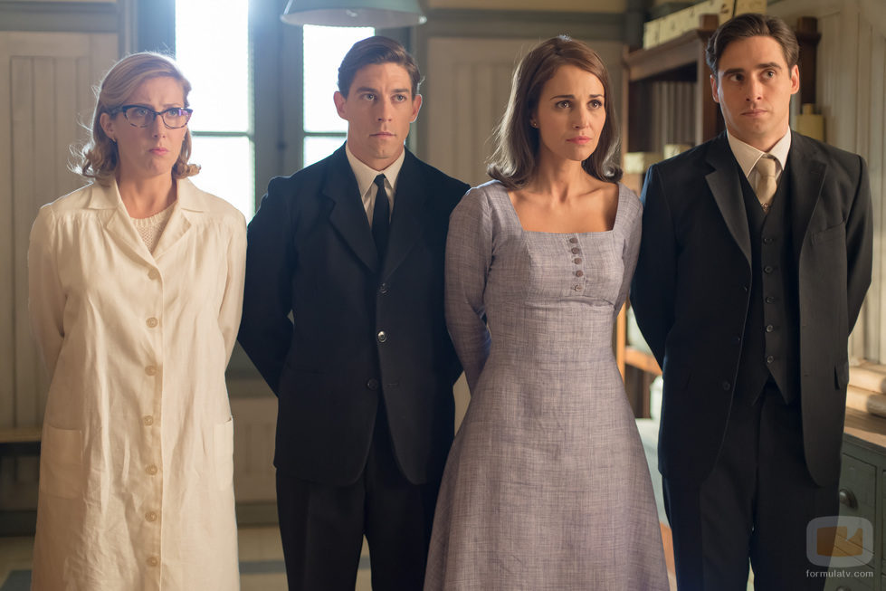 Ana, Rita, Pedro y Raúl juntos y muy unidos en 'Velvet'