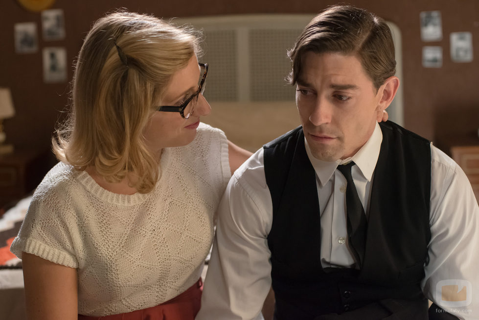 Rita anima a Pedro en 'Velvet'