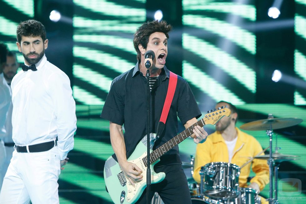 Adrián Rodríguez es Green Day en 'Tu cara me suena'