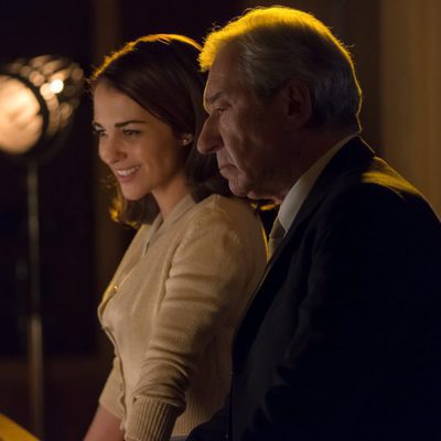 Ana sonríe con Emilio en 'Velvet'