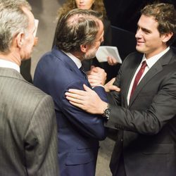 Albert Rivera llegando a los estudios de Atresmedia para asistir a '7d: el debate decisivo'