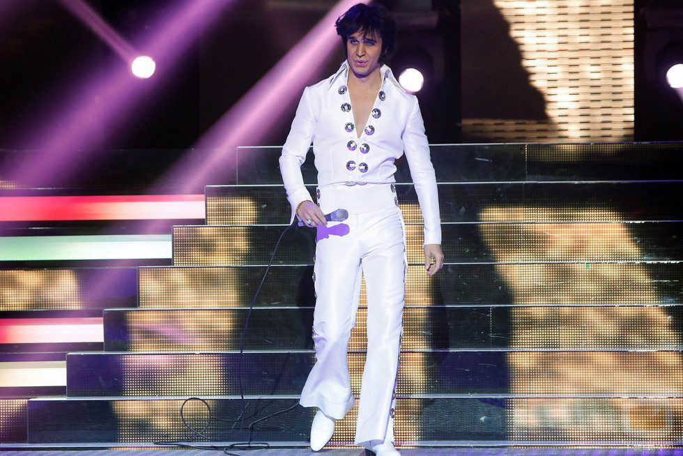Adrián Rodríguez es Elvis Presley en 'Tu cara me suena'