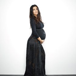 Kourtney Kardashian presume de embarazo en la décima temporada de 'Las Kardashian'