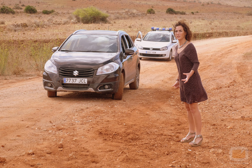 Marta está en tierra de nadie en 'Mar de plástico'