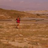 Lola practica running en 'Mar de plástico'