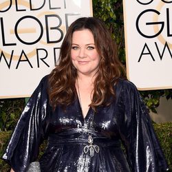 Melissa McCarthy en la alfombra roja de los Globos de Oro 2016