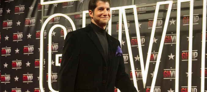 Julián Contreras, llegando al photocall, durante la primera gala de 'GH VIP 4'