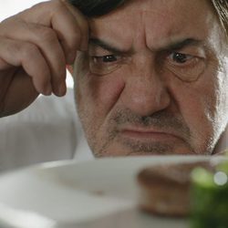 Pepe Leal no comprende la alta cocina en 'Chiringuito de Pepe'