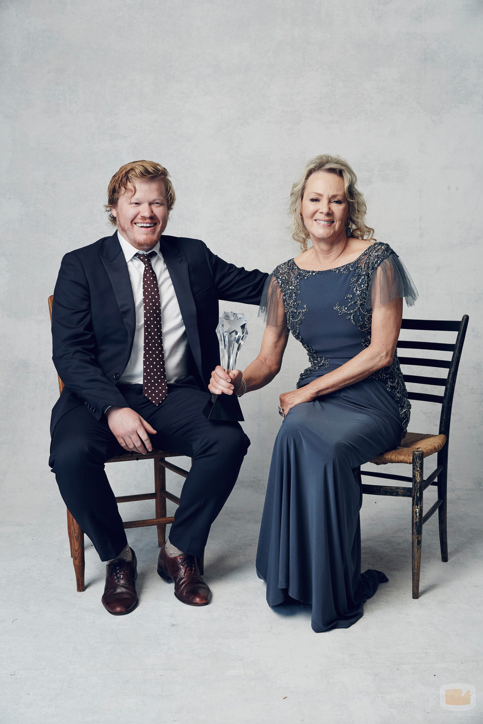 Jesse Plemons y Jean Smart, ganadores en los Critics' Choice Awards