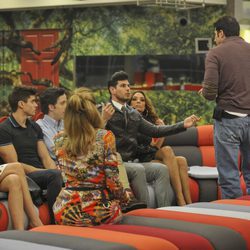 Julián y Alejandro hablan acaloradamente en 'Gran Hermano VIP'
