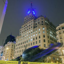 Un OVNI aterriza enfrente del edificio de Telefónica