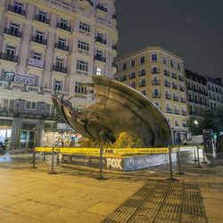 Madrid amanece con un OVNI en sus calles