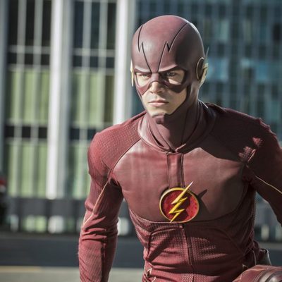 Barry Allen atento a los villanos de 'The Flash'