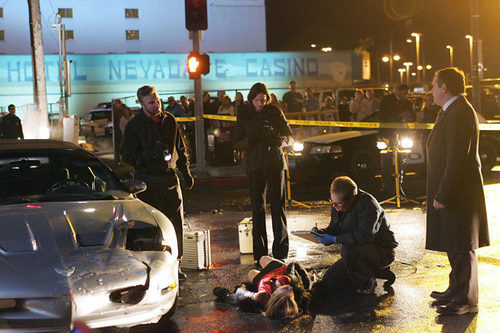 Escena de un crimen del capítulo "Asesino" de 'CSI: Las vegas'