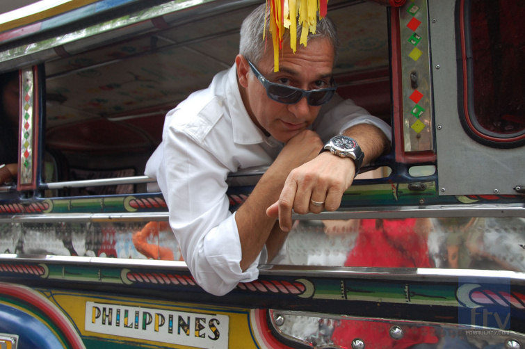 Javier Sardá grabó uno de sus reportajes de 'Dutifrí' en Filipinas
