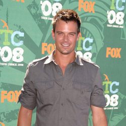 Josh Duhamel
