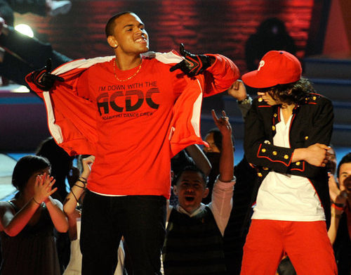 Chris Brown y Adam Sevani