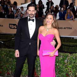 Sofia Vergara y Joe Manganiello en la alfombra roja de los SAG 2016