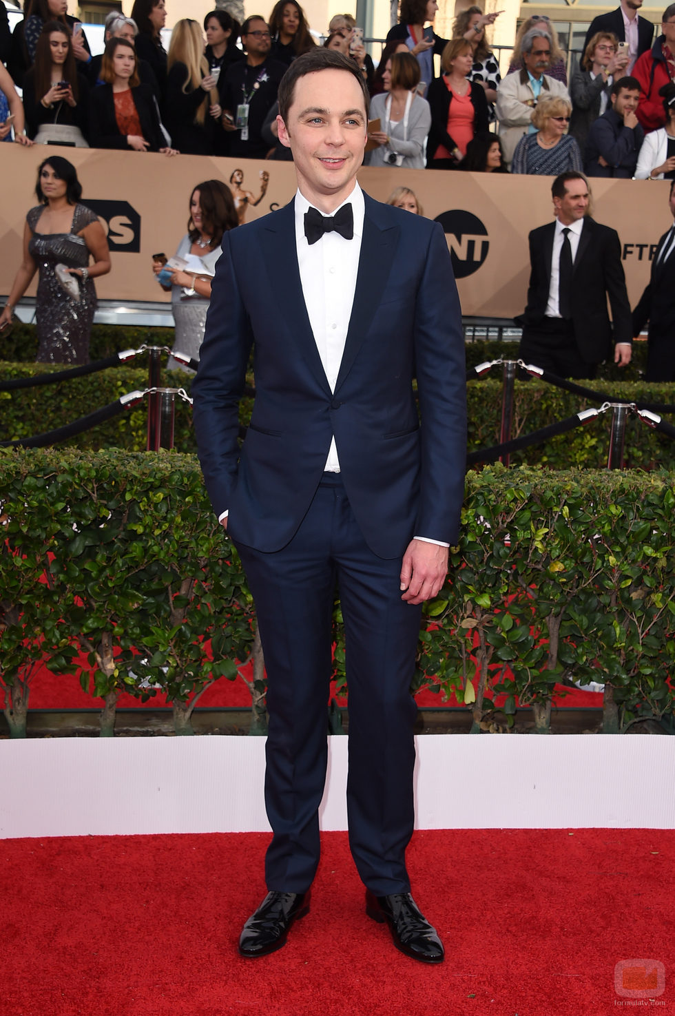 Jim Parsons en la alfombra roja de los SAG 2016