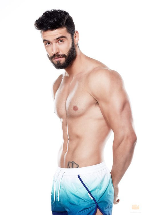 Fernando "Koko" marca todo en bañador en 'MTV Super Shore'