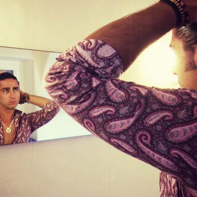 Luis Caballero "Potro" se peina en 'MTV Super Shore' (1X01)