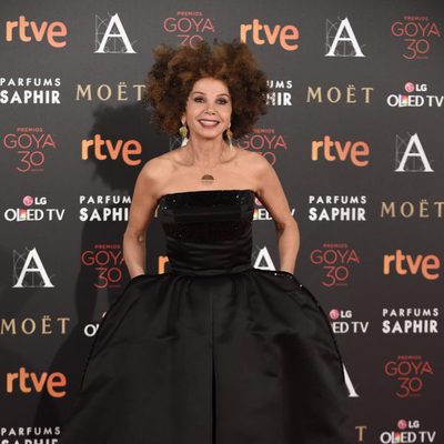Victoria Abril en la alfombra roja de los Goya 2016