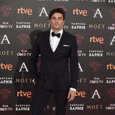 Álex García en la alfombra roja de los Goya 2016