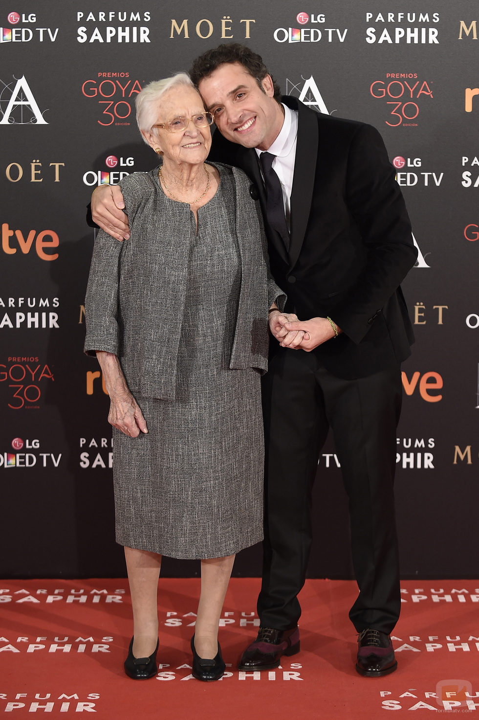 Daniel y Antonia Guzmán en la alfombra roja de los Goya 2016
