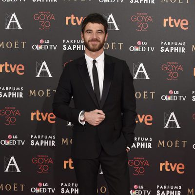 Alfonso Bassave en la alfombra roja de los Goya 2016