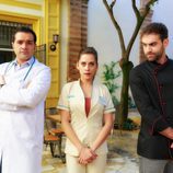 Rober, Carmen e Iñaki, de nuevo enfrentados por amor en 'Allí abajo'