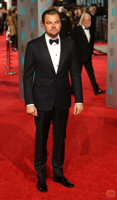 Leonardo Dicaprio en la alfombra roja de los BAFTA Awards 2016