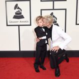 Justin Bieber llega acompañado de su hermano pequeño a los Premios Grammy 2016