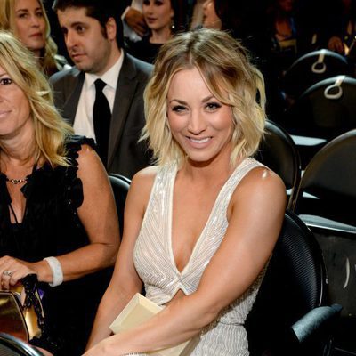Kaley Cuoco en la gala de los Premios Grammy 2016