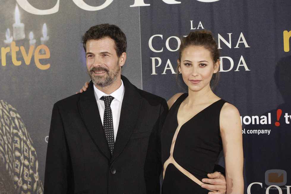 Rodolfo Sancho e Irene Escolar juntos en la presentación de 'La Corona Partida'