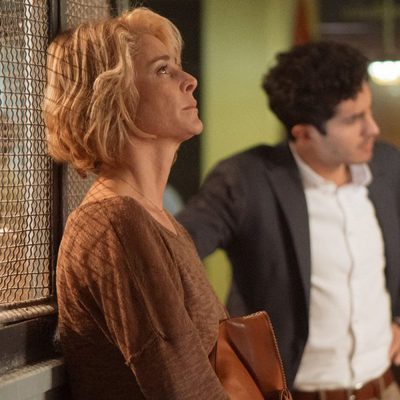 Belén Rueda y Chino Darin en 'La embajada'