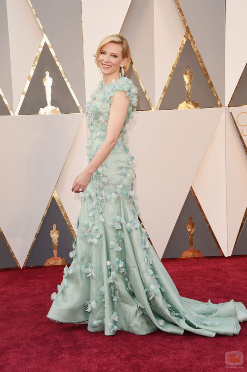 Cate Blanchett en la alfombra roja de los Premios Oscar 2016