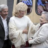 Antonio y Merche se despiden de Herminia, que viaja a Lourdes en 'Cuéntame cómo pasó'