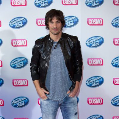 Hugo Salazar en la presentación de 'American Idol' de Cosmo