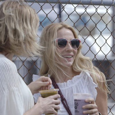 Marta Sánchez junto a Susanna Griso en '2 Días y 1 Noche'