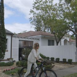 Susanna Griso y Marta Sánchez montan en bicicleta en '2 Días y 1 Noche'