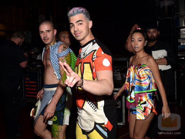 Joe Jonas ('Camp Rock') en la gala de los Nickelodeon's 2016 Kids' Choice Awards