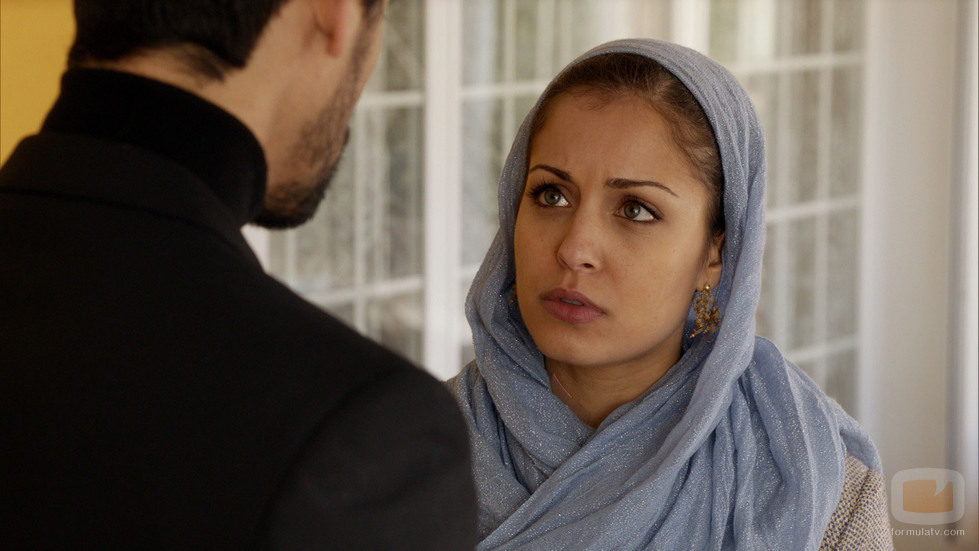 Fátima mantiene una tensa conversación con Khaled en 'El Príncipe'