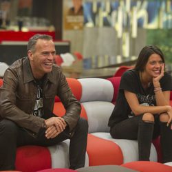 Carlos Lozano y Laura Matamoros sonrientes la gala 14 de 'Gran Hermano VIP'
